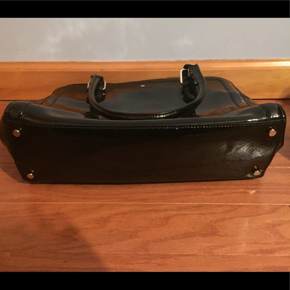 SOLD Kate Spade Carlisle patent leather purse - Picture 7 of 8